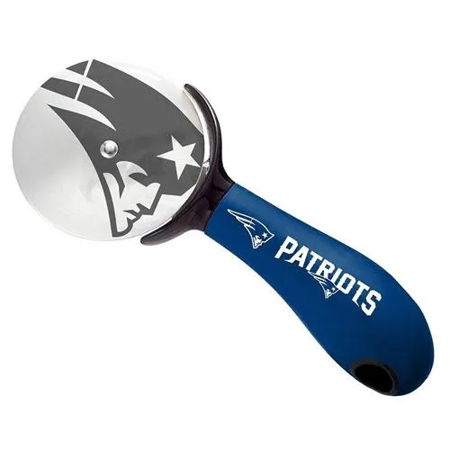 NFL team pizza cutter