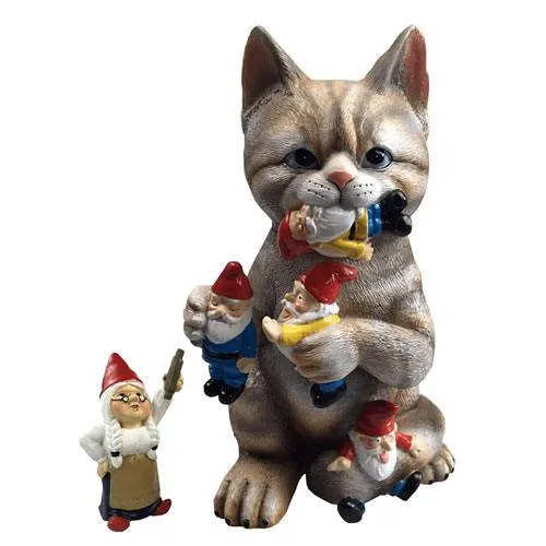 cat garden figurine