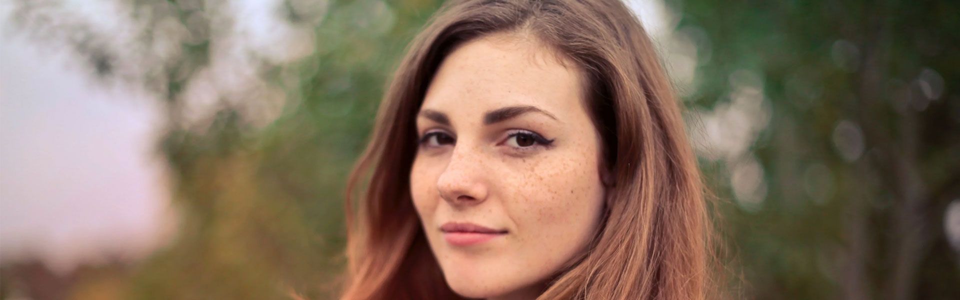 25 Best Daughter In Law Gifts For Weddings & Birthdays