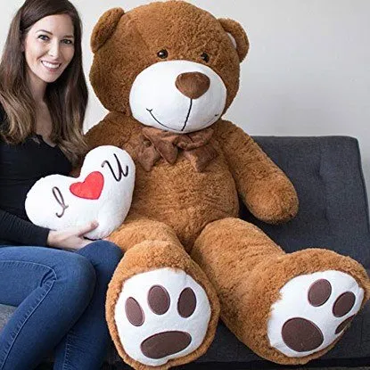 giant teddy bear