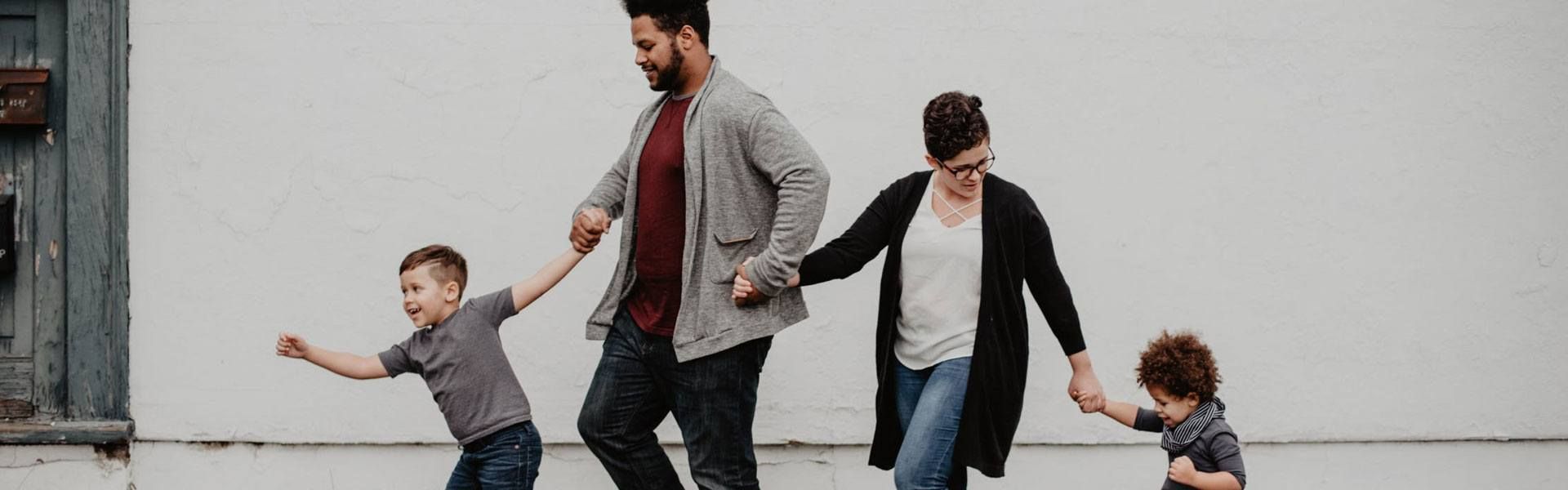 31 Best Gifts For Parents That They Actually Want