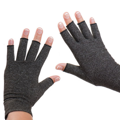 knitting gloves